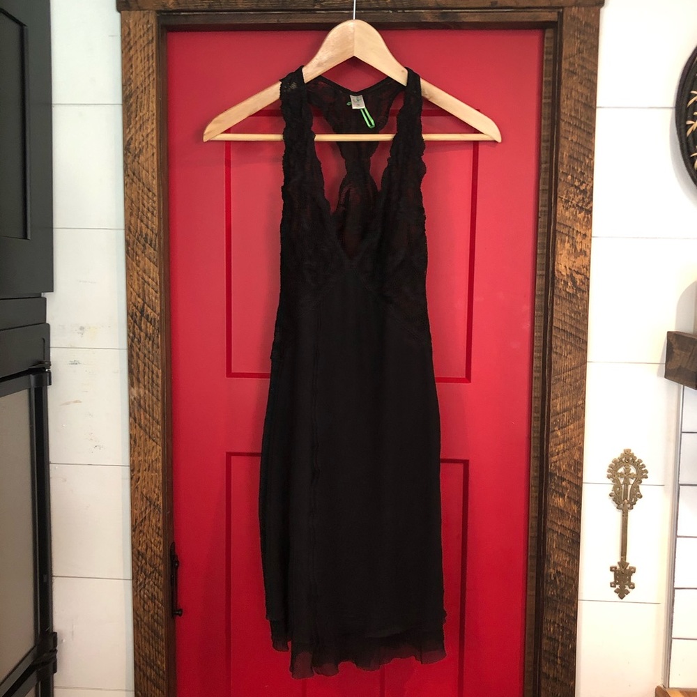 Black lace Intimo lingerie